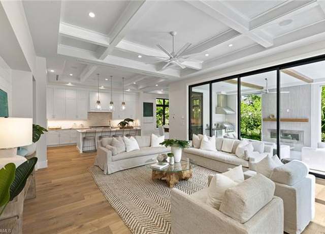 Property at 1191 7th Ave N, Naples, FL 34102, 4 beds, 4.5 baths