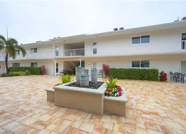 Property at 548 Broad Ave S #548, Naples, FL 34102, 2 beds, 2 baths