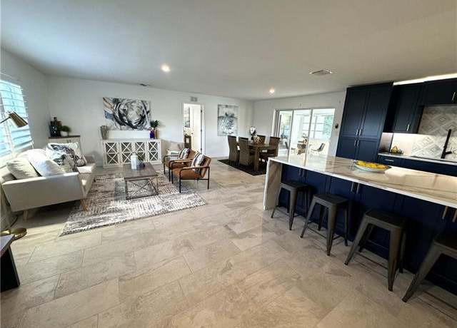 Property at 131 Coral Vine Dr, Naples, FL 34110, 3 beds, 2 baths