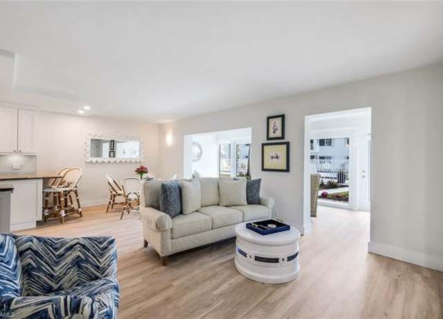 Property at 350 Harbour Dr #350, Naples, FL 34103, 2 beds, 2 baths