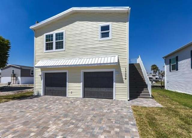 Property at 11300 Cypress Ln, Fort Myers Beach, FL 33931, 2 beds, 2 baths