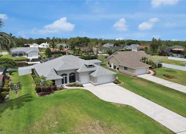 Property at 20620 Park Pl, Estero, FL 33928, 3 beds, 3 baths