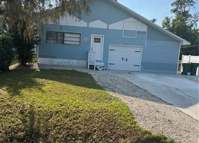 Property at 281 Benson St E, Naples, FL 34113, 3 beds, 3 baths
