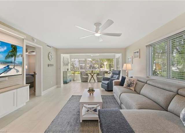 Property at 1686 Blue Point Ave Unit B5, Naples, FL 34102, 2 beds, 2 baths