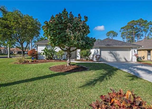 Property at 1015 Tivoli Ln, Naples, FL 34104, 4 beds, 3 baths