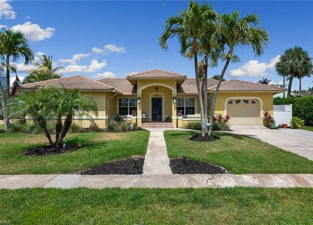 Property at 819 Buttonwood Ct, Marco Island, FL 34145, 3 beds, 2 baths