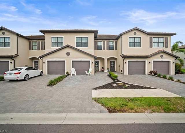 Property at 14193 Pine Lodge Ln, Fort Myers, FL 33913, 3 beds, 2.5 baths