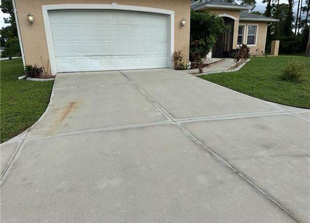 Property at 4908 Lee Cir N, Lehigh Acres, FL 33971, 3 beds, 3 baths
