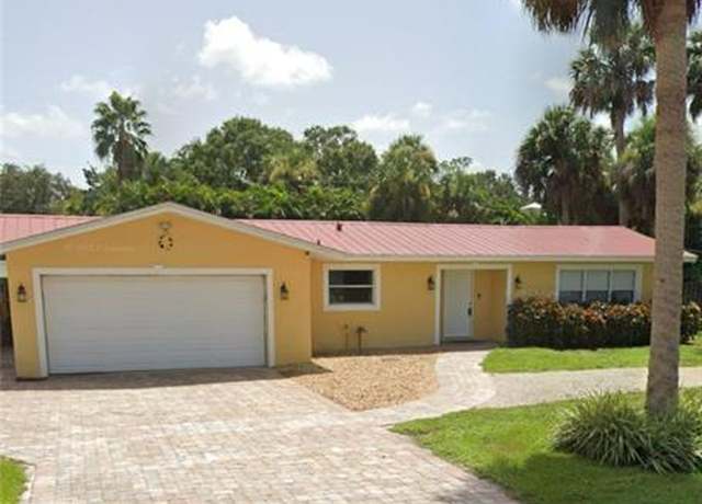 Property at 17020 Carolyn Ln, North Fort Myers, FL 33917, 3 beds, 2 baths
