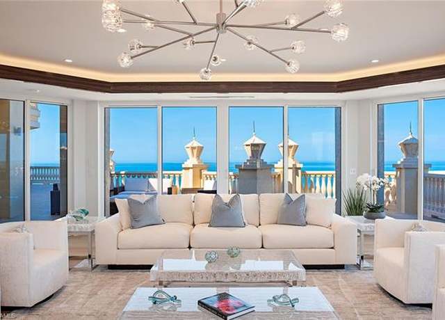 Property at 4021 Gulf Shore Blvd N Ph 14, Naples, FL 34103, 4 beds, 4.5 baths