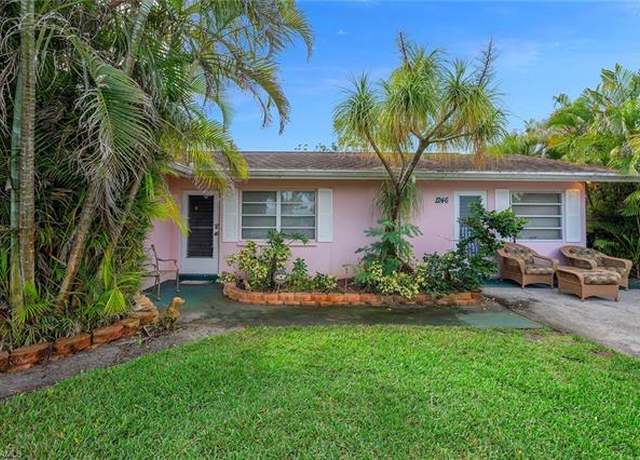 Property at 1246 Hilltop Dr, Naples, FL 34103, 3 beds, 2 baths