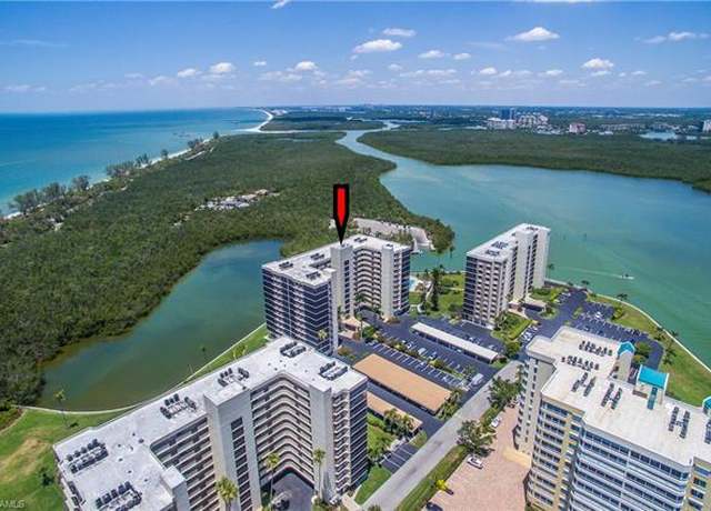Property at 15 Bluebill Ave #304, Naples, FL 34108, 3 beds, 3 baths