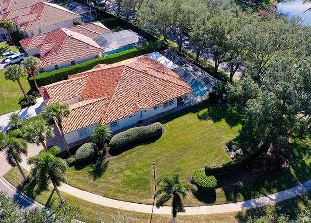 Property at 3002 Via Palma, Naples, FL 34109, 3 beds, 2 baths
