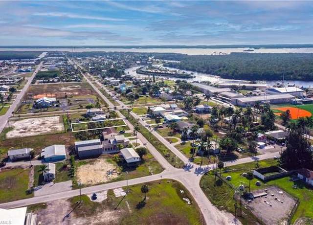Property at 506 Copeland Ave N, Everglades City, FL 34139