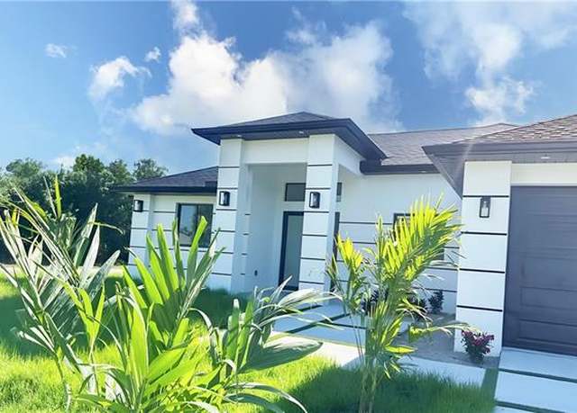 Property at 178 Mcarthur Blvd, Lehigh Acres, FL 33974, 3 beds, 2 baths