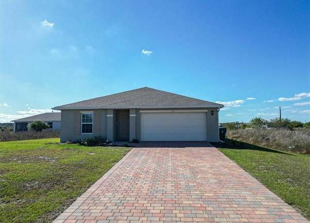 Property at 181 Plantation Dr, Labelle, FL 33935, 3 beds, 2 baths