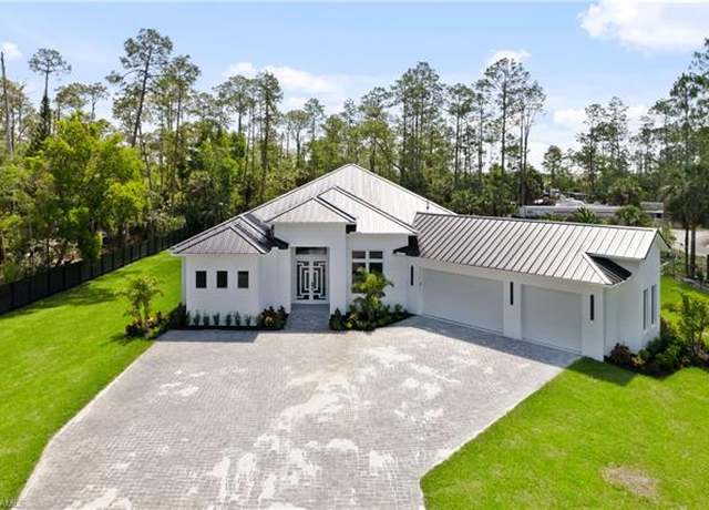 Property at 2144 17th St SW, Naples, FL 34117, 3 beds, 3 baths