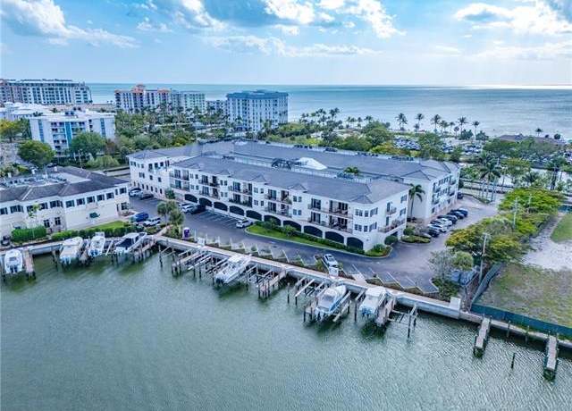Property at 1400 Gulf Shore Blvd N #305, Naples, FL 34102, 3 beds, 3 baths