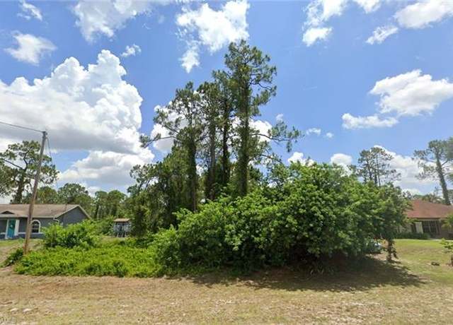 Property at 229 Mcarthur Blvd, Lehigh Acres, FL 33974