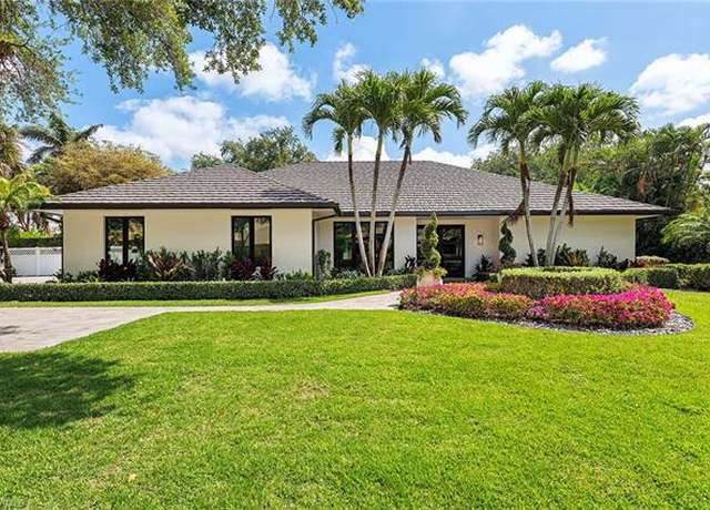 Property at 6608 Ridgewood Dr, Naples, FL 34108, 3 beds, 3 baths