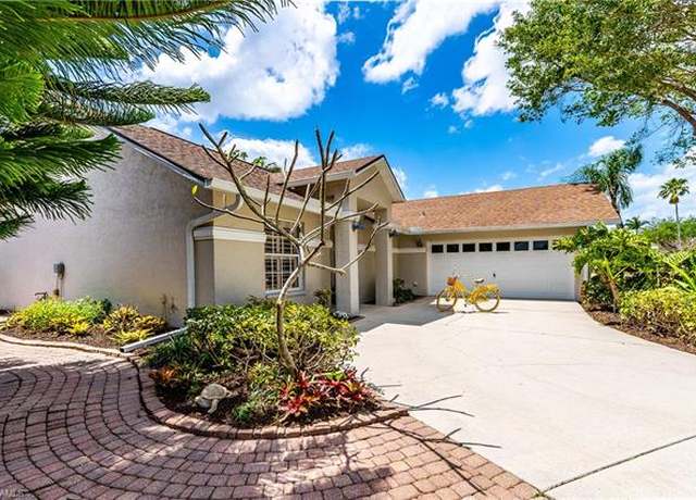 Property at 3587 Kent Dr, Naples, FL 34112, 2 beds, 2 baths