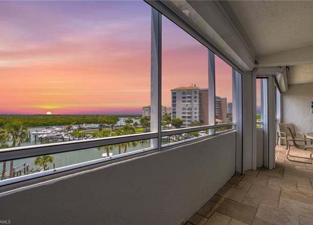 Property at 12945 Vanderbilt Dr #505, Naples, FL 34110, 2 beds, 2 baths