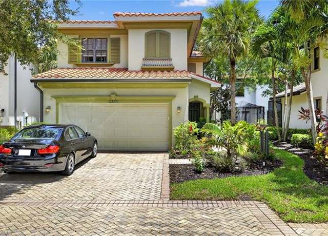 Property at 1134 Medan Ct N #33, Naples, FL 34113, 3 beds, 2.5 baths