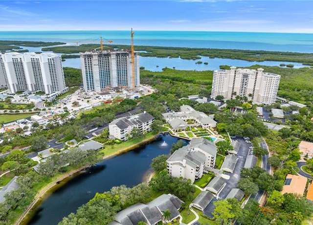 Property at 900 Arbor Lake Dr #505, Naples, FL 34110, 3 beds, 2.5 baths