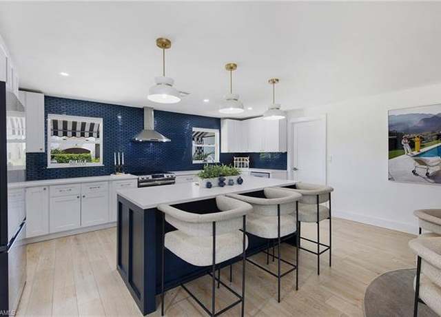 Property at 1600 Curlew Ave, Naples, FL 34102, 3 beds, 2 baths