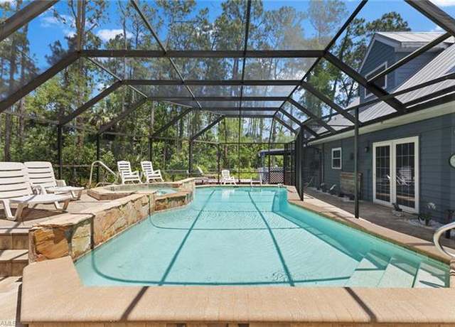 Property at 4925 Boxwood Way, Naples, FL 34116, 3 beds, 3.5 baths