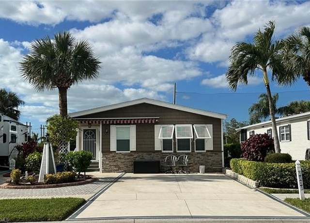 Property at 1041 Silver Lakes Blvd, Naples, FL 34114, 2 beds, 2 baths