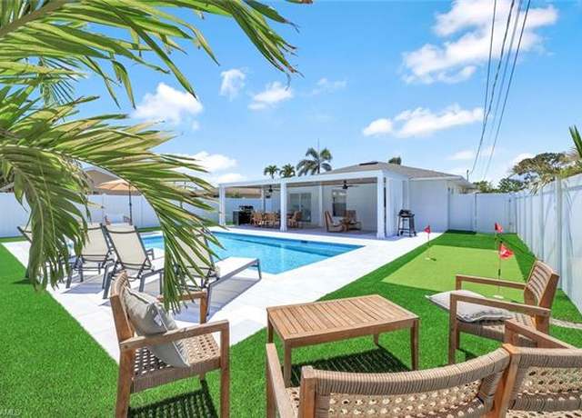 Property at 639 98th Ave N, Naples, FL 34108, 3 beds, 2 baths