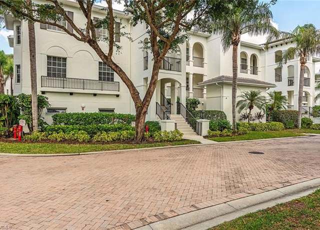 Property at 837 Sailaway Ln #101, Naples, FL 34108, 4 beds, 2.5 baths