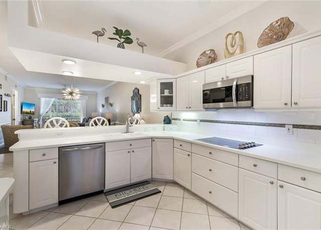 Property at 14550 Red Fox Run #407, Naples, FL 34110, 2 beds, 2 baths