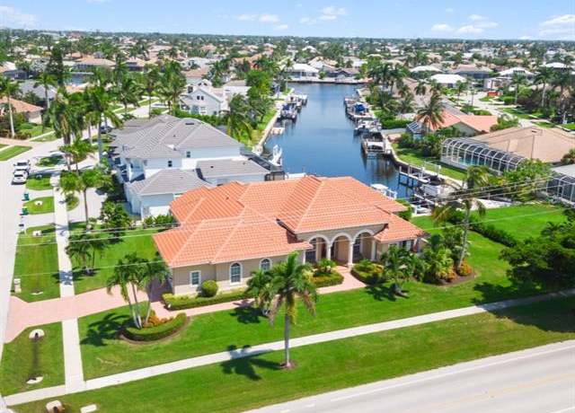 Property at 1500 Winterberry Dr, Marco Island, FL 34145, 3 beds, 2.5 baths