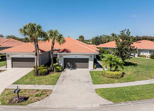Property at 2081 Crestview Way, Naples, FL 34119, 2 beds, 2.5 baths