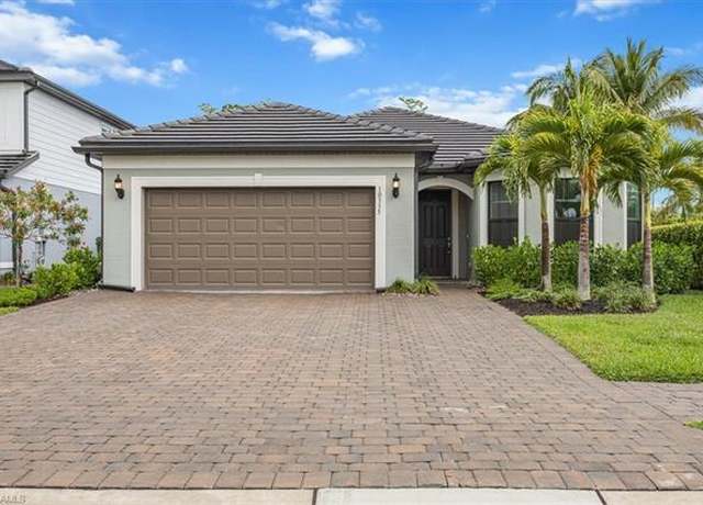 Property at 10335 Ventana Ln, Naples, FL 34120, 3 beds, 3 baths