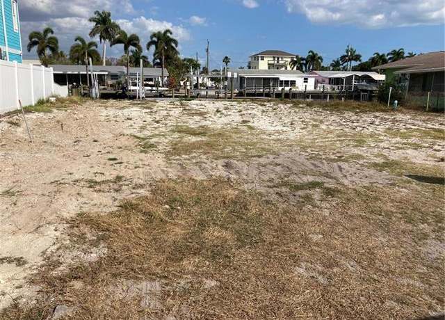 Property at 2849 Triggerfish St, Matlacha, FL 33993