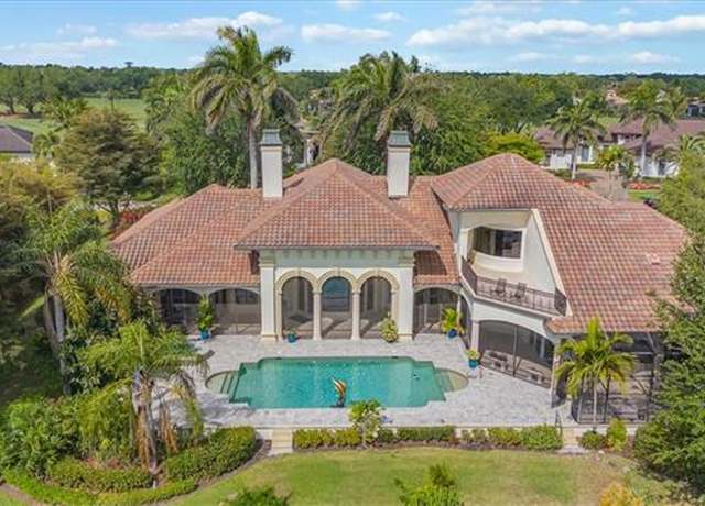 Property at 13681 Pondview Cir, Naples, FL 34119, 4 beds, 4.5 baths