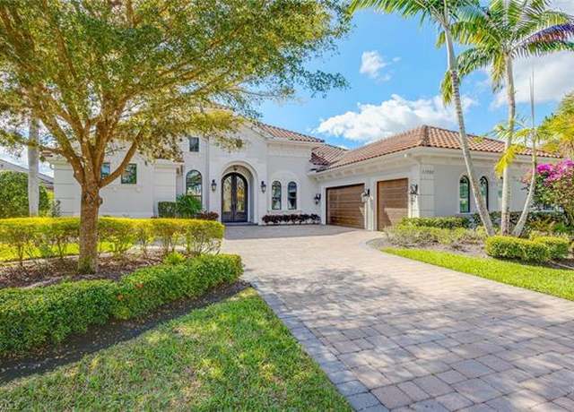 Property at 11920 Hedgestone Ct, Naples, FL 34120, 4 beds, 4.5 baths