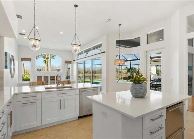 Property at 24370 Woodsage Dr, Bonita Springs, FL 34134, 4 beds, 2.5 baths