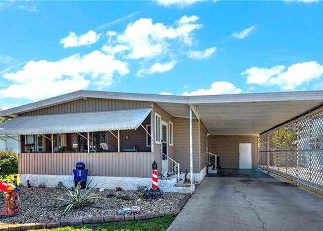 Property at 2718 Indianwood Dr, North Fort Myers, FL 33917, 2 beds, 2 baths