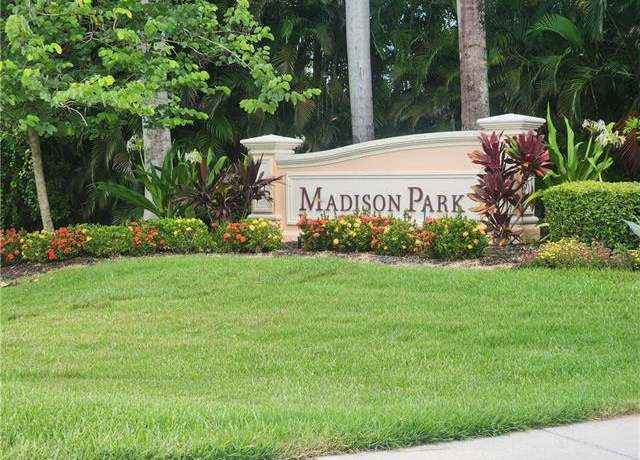 Property at 7914 Founders Cir, Naples, FL 34104, 3 beds, 3.5 baths