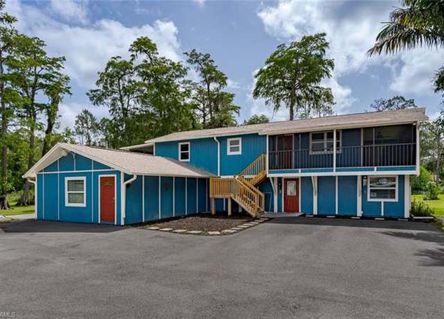 Property at 3795 17th Ave SW, Naples, FL 34117, 4 beds, 3.5 baths