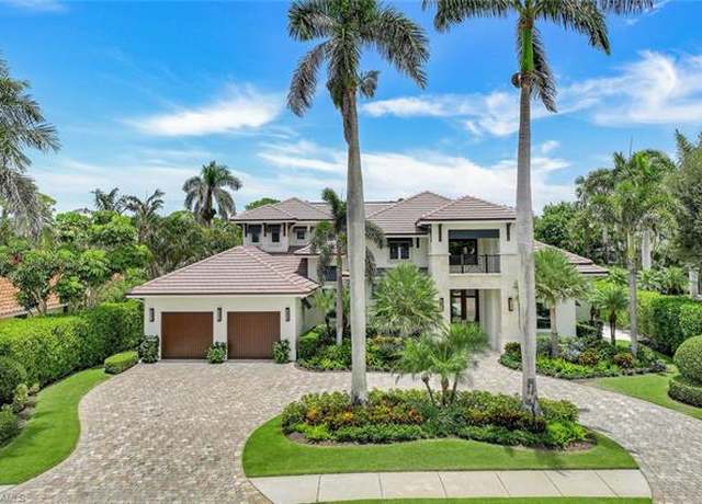 Property at 569 Neapolitan Way, Naples, FL 34103, 4 beds, 4.5 baths