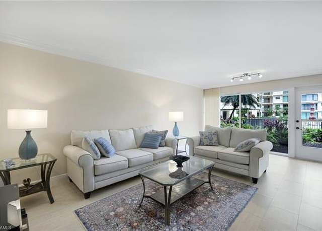 Property at 3200 Gulf Shore Blvd N #115, Naples, FL 34103, 2 beds, 2 baths