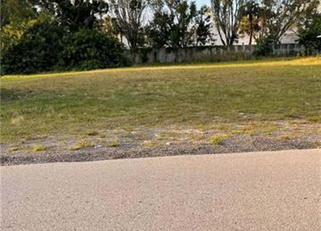 Property at 1734 Coral Point Dr, Cape Coral, FL 33990