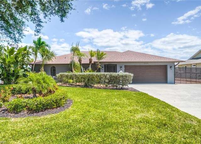 Property at 27375 Imperial Oaks Cir, Bonita Springs, FL 34135, 3 beds, 2 baths