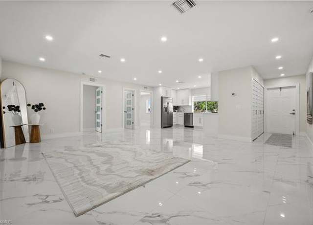 Property at 292 Winners Cir #2776, Naples, FL 34112, 3 beds, 2 baths
