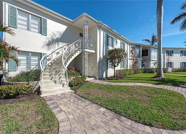 Property at 1568 Gulf Shore Blvd N #5, Naples, FL 34102, 2 beds, 2 baths